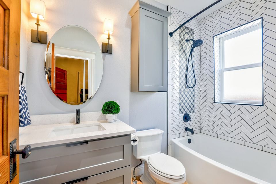 Preparing for professional home cleaning might require you to tackle a few bathroom tasks first.